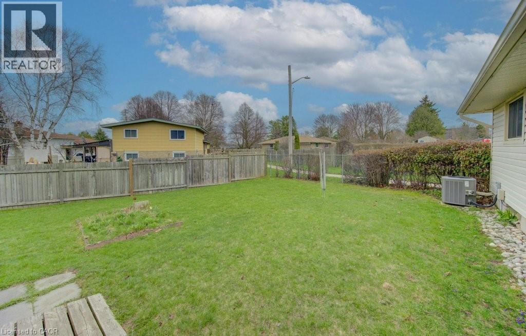 34 Geneva Crescent, Kitchener, Ontario  N2E 1M9 - Photo 43 - 40821544