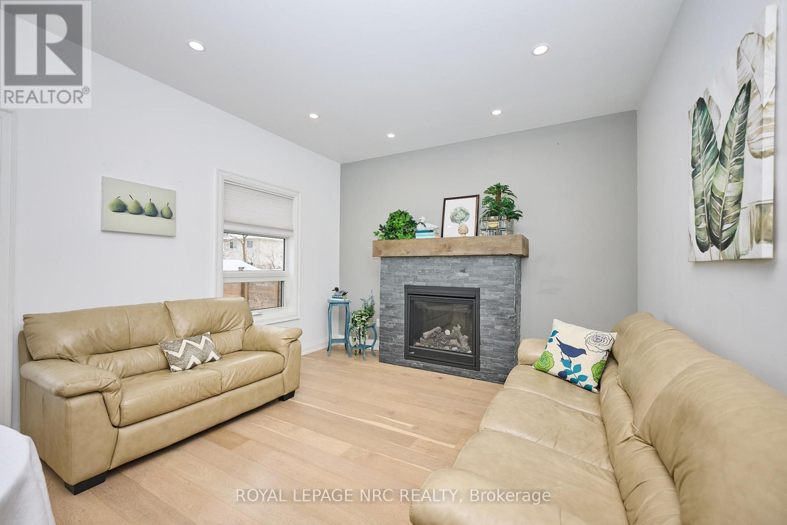 10 Leeson Street, St. Catharines, Ontario  L2T 2R1 - Photo 8 - X13014020