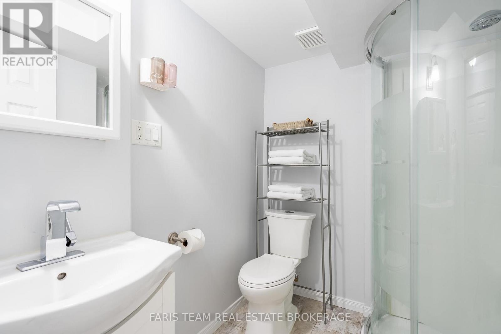 47 Bibby Court, Barrie, Ontario  L4N 8T4 - Photo 18 - S12999858