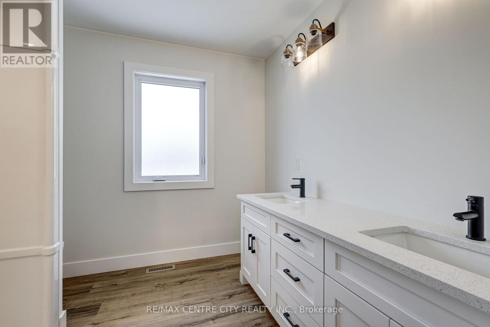 56087 Maverick Court, Bayham, Ontario  N0J 1Y0 - Photo 15 - X12867778