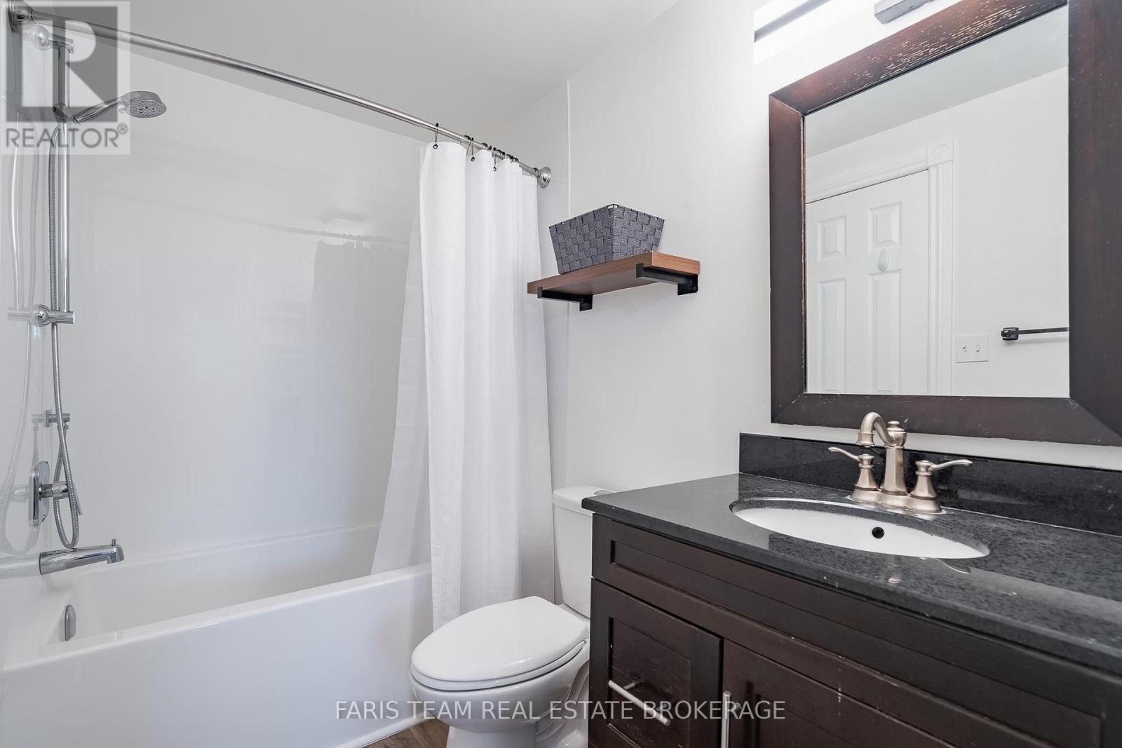 47 Bibby Court, Barrie, Ontario  L4N 8T4 - Photo 15 - S12999858