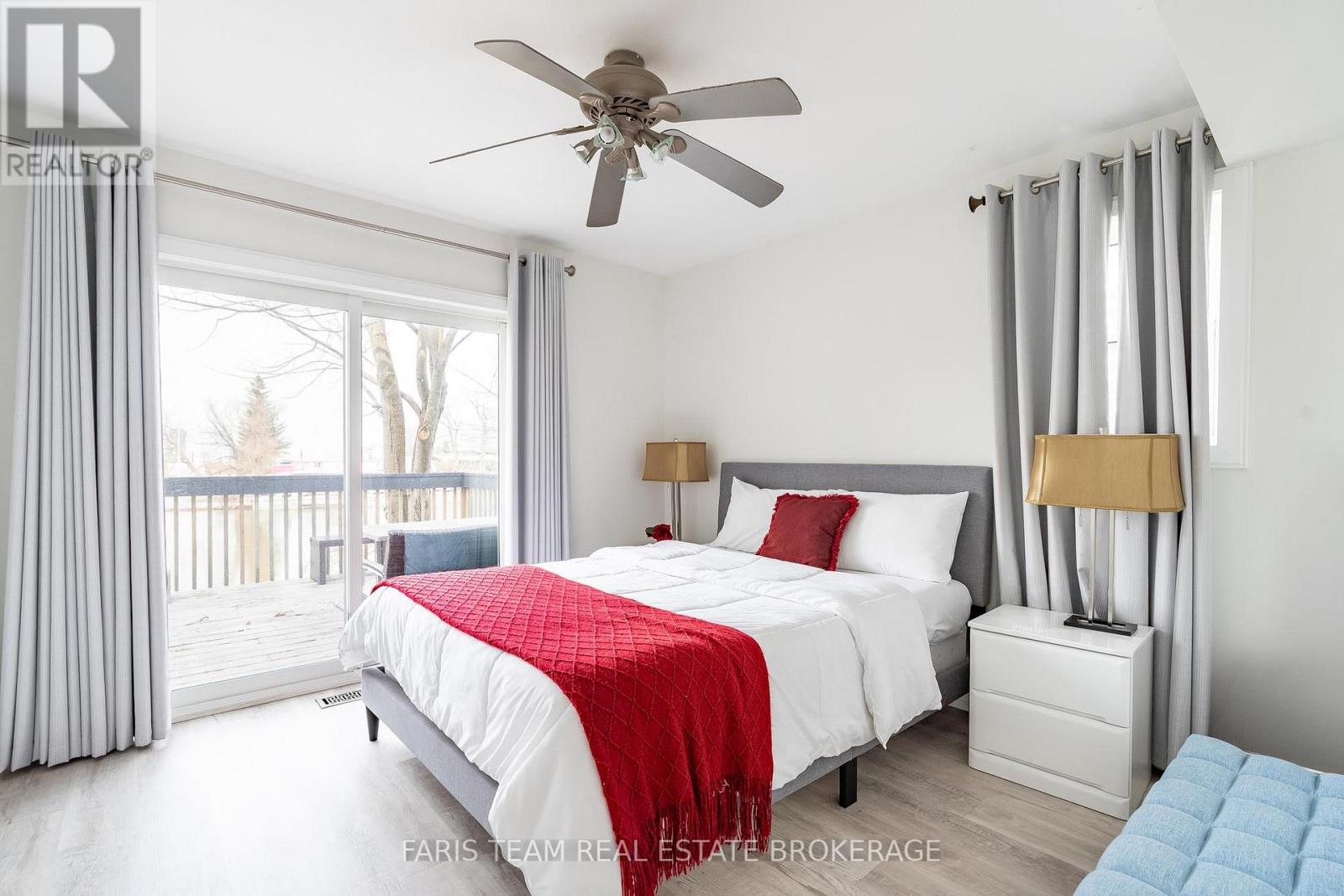 60 River Avenue Crescent, Wasaga Beach, Ontario  L9Z 2K6 - Photo 14 - S12927708