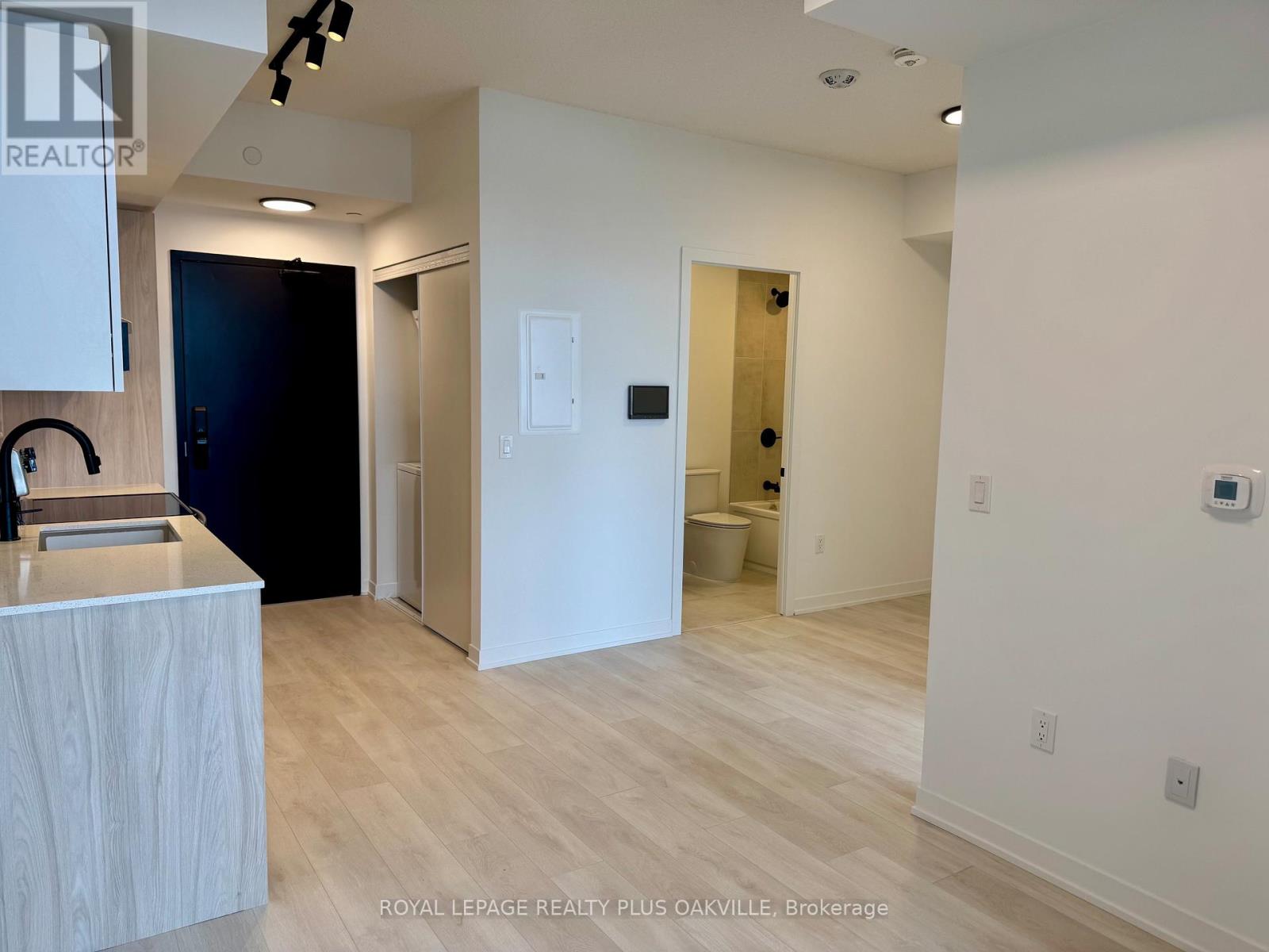 505 - 4878 Powers Common, Burlington, Ontario  L7M 2B4 - Photo 6 - W13008012