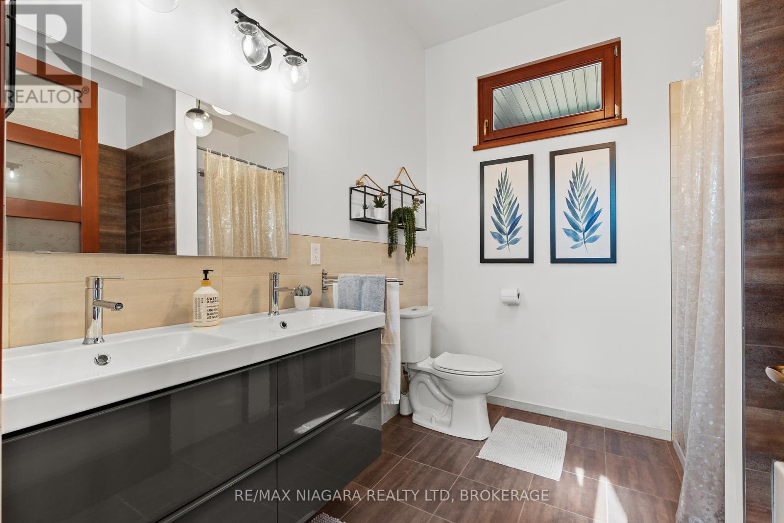 1887 Dominion Road, Fort Erie, Ontario  L0S 1N0 - Photo 25 - X13013032