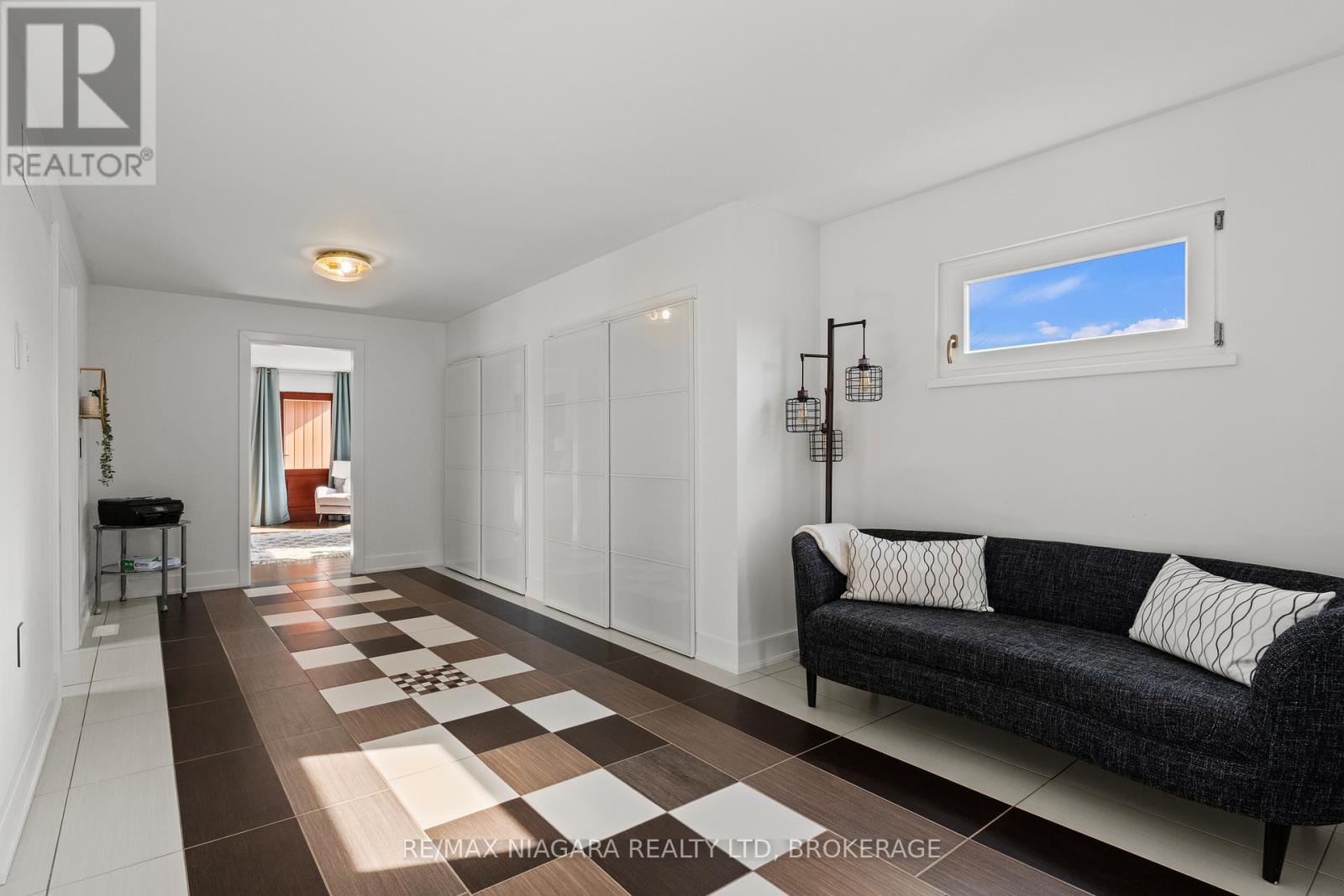 1887 Dominion Road, Fort Erie, Ontario  L0S 1N0 - Photo 40 - X13013032