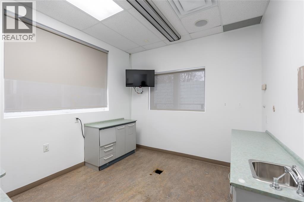 1475 Exmouth Street, Sarnia, Ontario  N7S 3Y1 - Photo 18 - 26008195