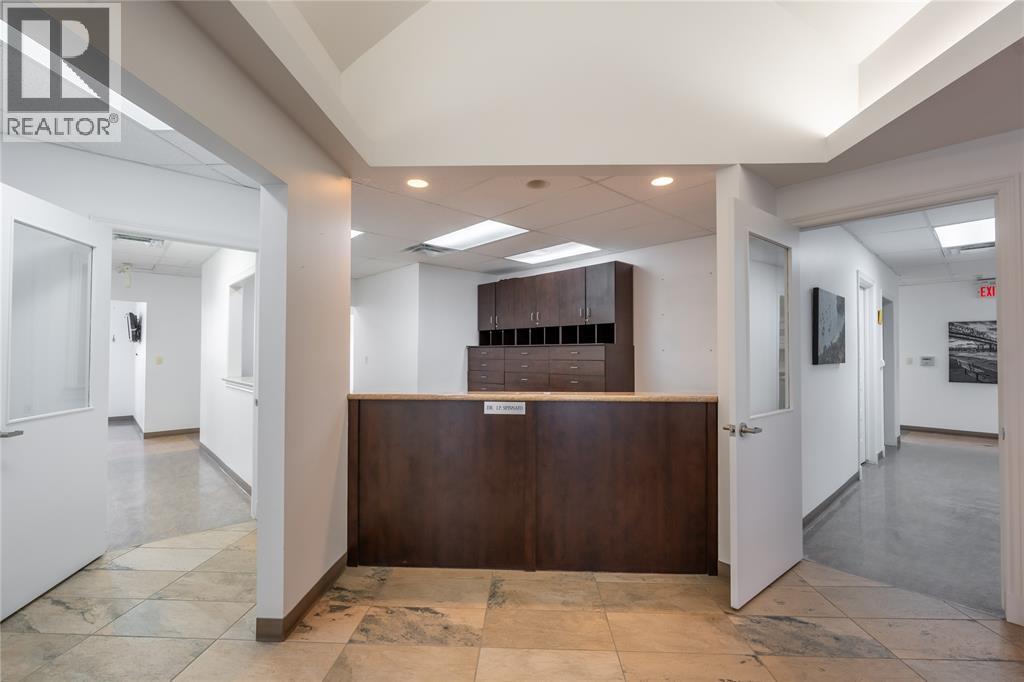 1475 Exmouth Street, Sarnia, Ontario  N7S 3Y1 - Photo 4 - 26008195