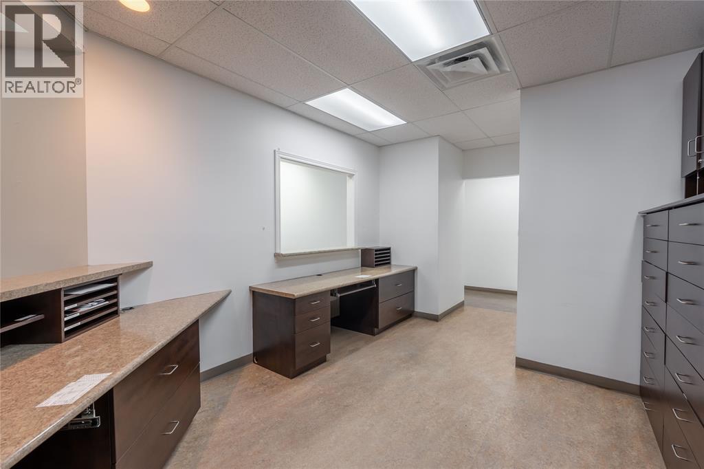 1475 Exmouth Street, Sarnia, Ontario  N7S 3Y1 - Photo 7 - 26008195