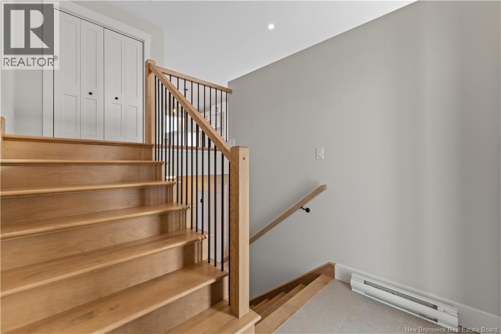 283 Maccoun Street, Moncton, New Brunswick  E1K 0A1 - Photo 2 - NB137324
