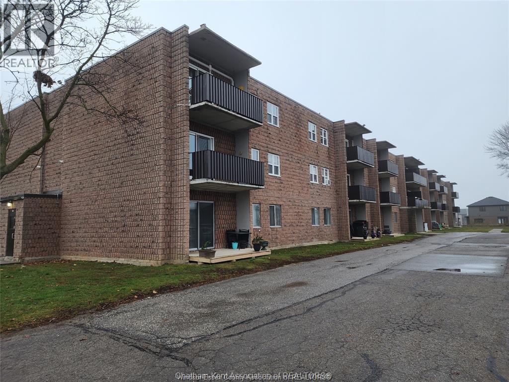 276 MERRITT AVENUE Unit# 108, Chatham, Ontario