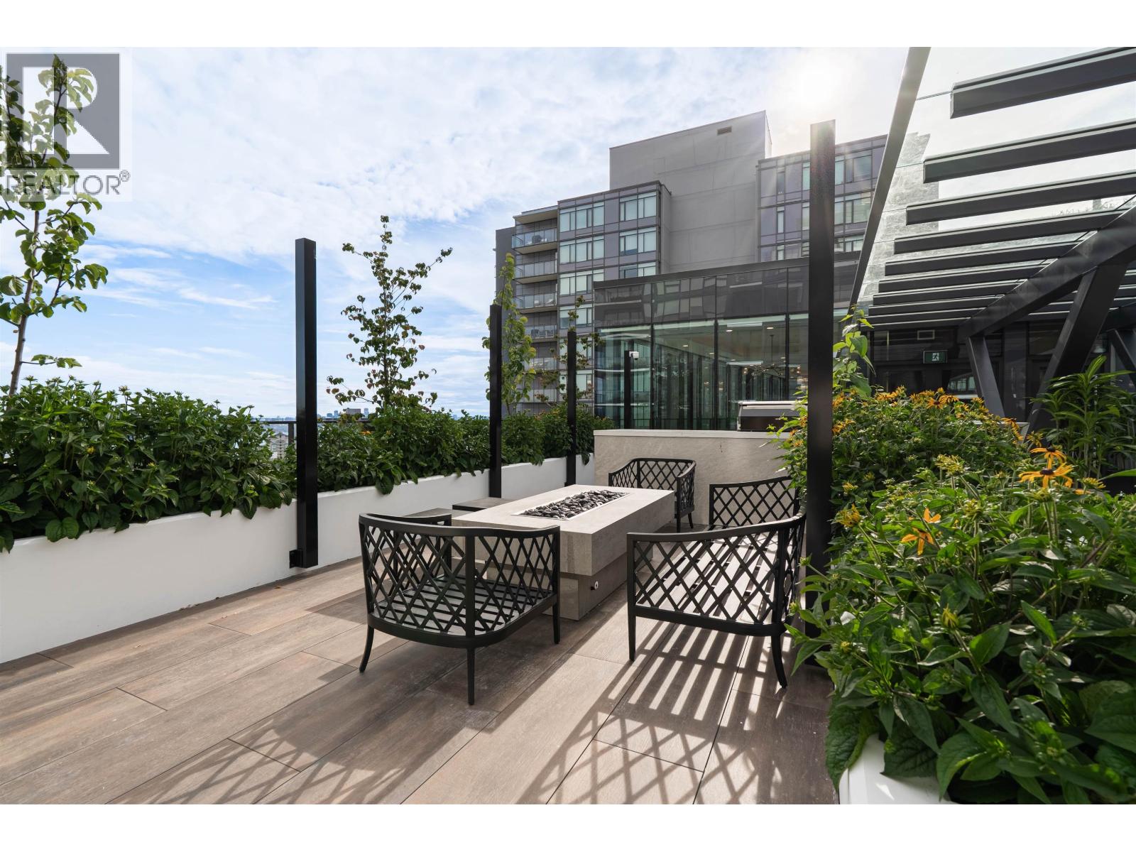 410 135 E 13th Street, North Vancouver, British Columbia  V7T 1C3 - Photo 34 - R3112791