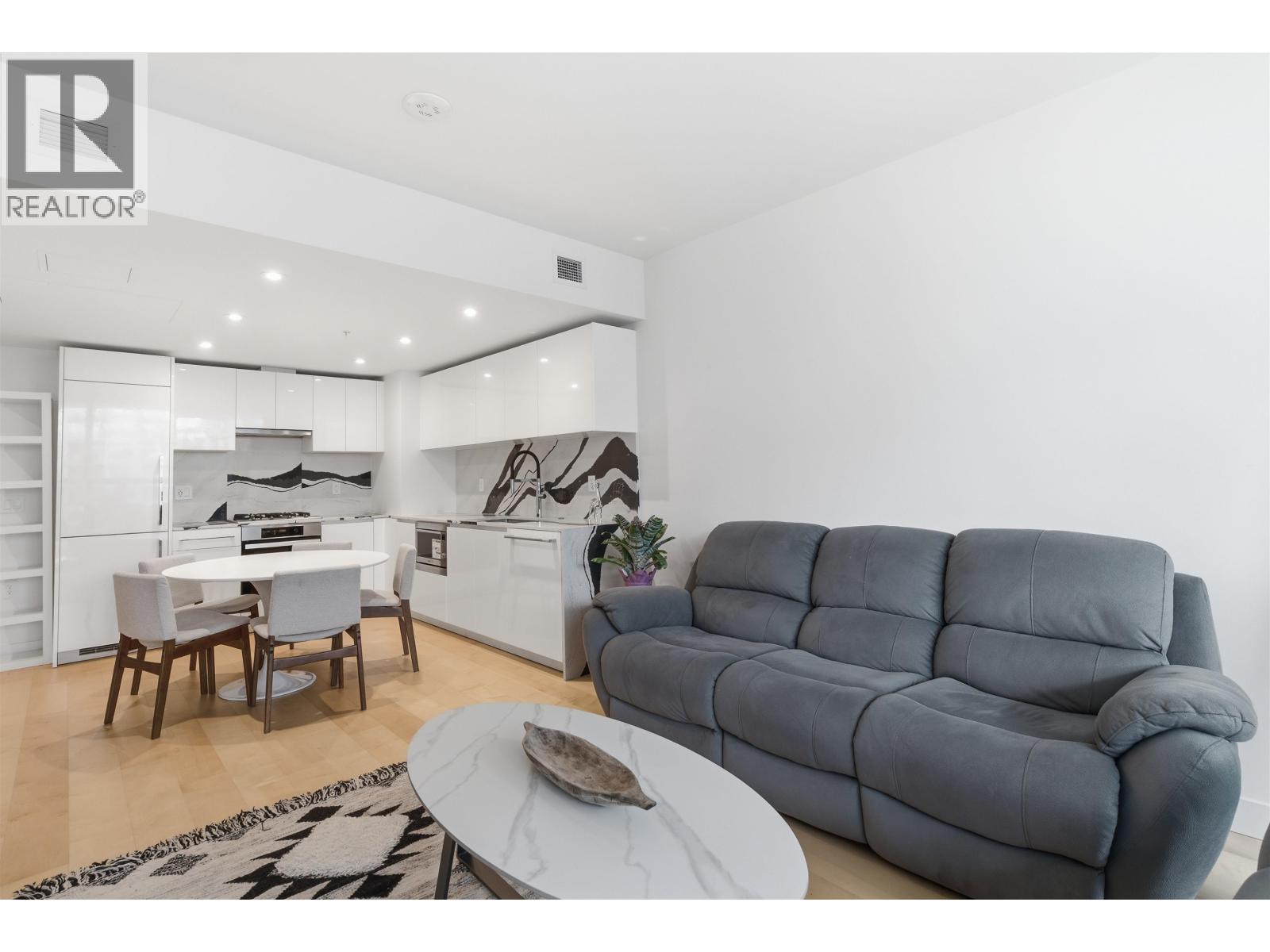 410 135 E 13th Street, North Vancouver, British Columbia  V7T 1C3 - Photo 7 - R3112791