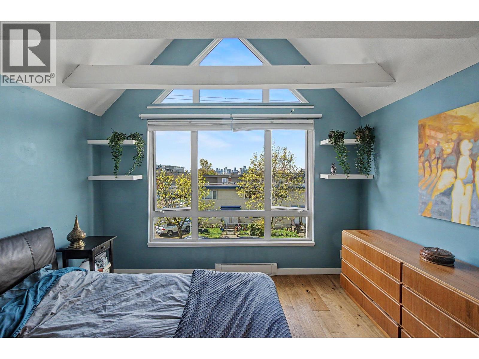 130 Lakewood Drive, Vancouver, British Columbia  V5L 4L3 - Photo 10 - R3112825