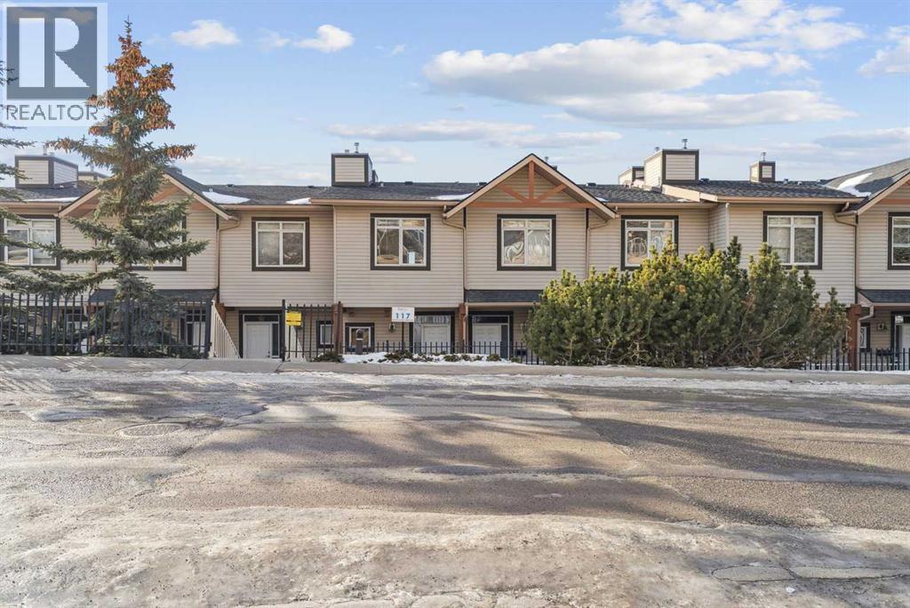 15, 117 Rockyledge View NW, Calgary, Alberta