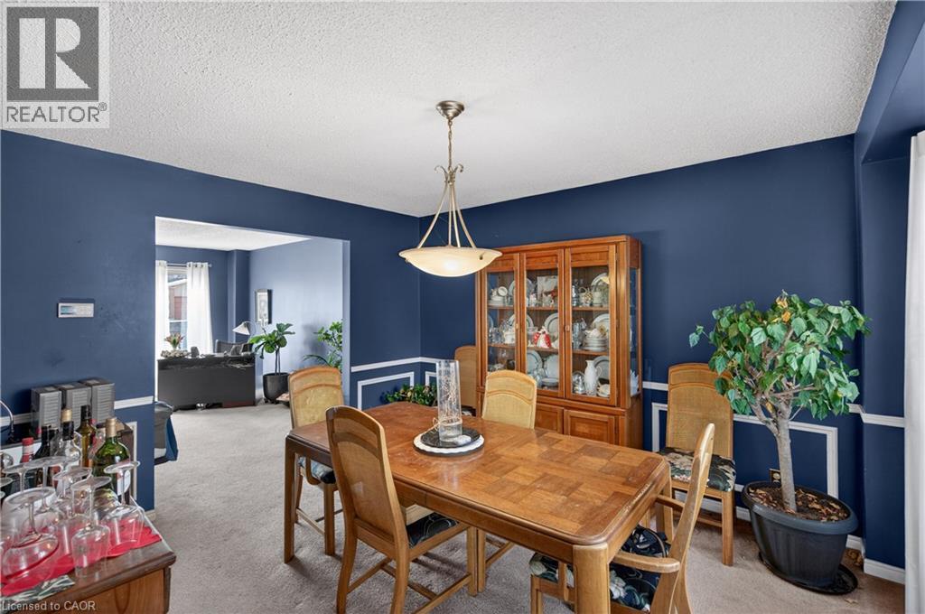 11 Giffin Road, Dundas, Ontario  L9H 6S4 - Photo 11 - 40815415