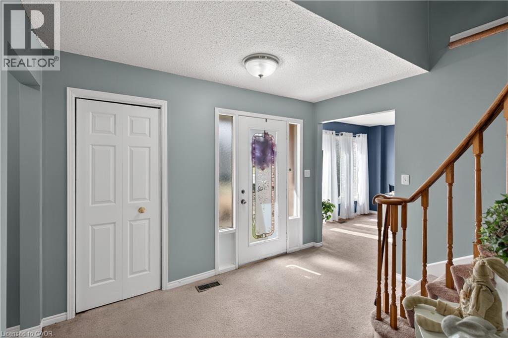 11 Giffin Road, Dundas, Ontario  L9H 6S4 - Photo 5 - 40815415