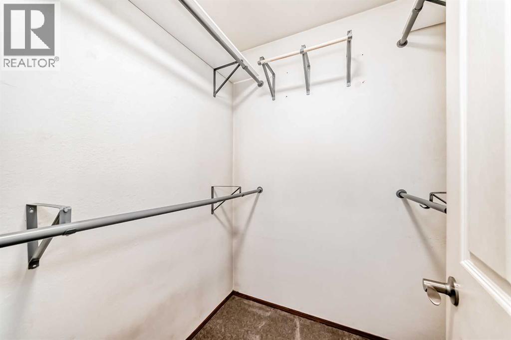 360 Burroughs Circle Ne, Calgary, Alberta  T1Y 6K3 - Photo 20 - A2285775