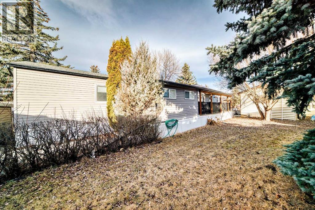 360 Burroughs Circle Ne, Calgary, Alberta  T1Y 6K3 - Photo 31 - A2285775