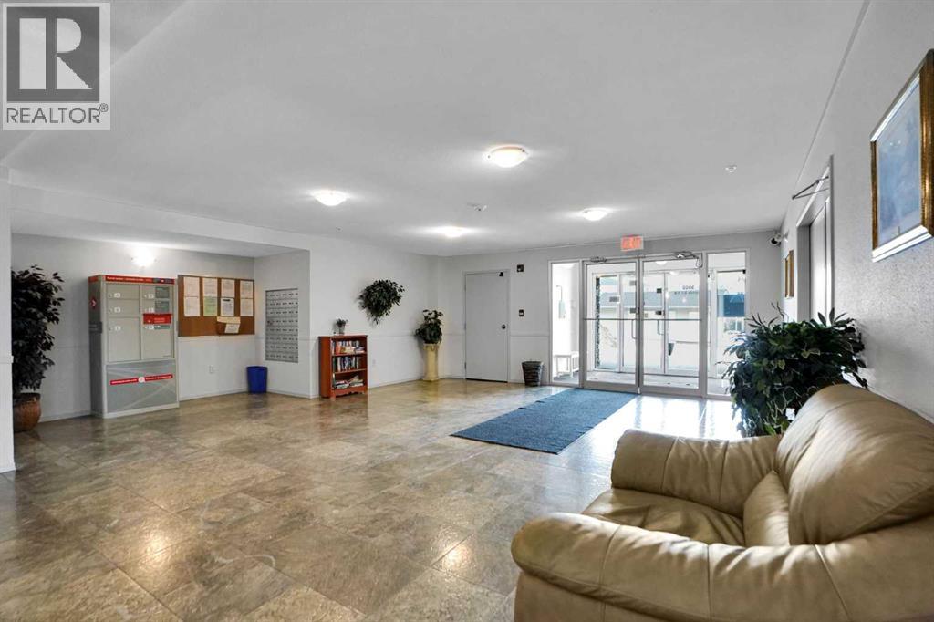 107, 5500 Somervale Court Sw, Calgary, Alberta  T2Y 4L9 - Photo 25 - A2291263