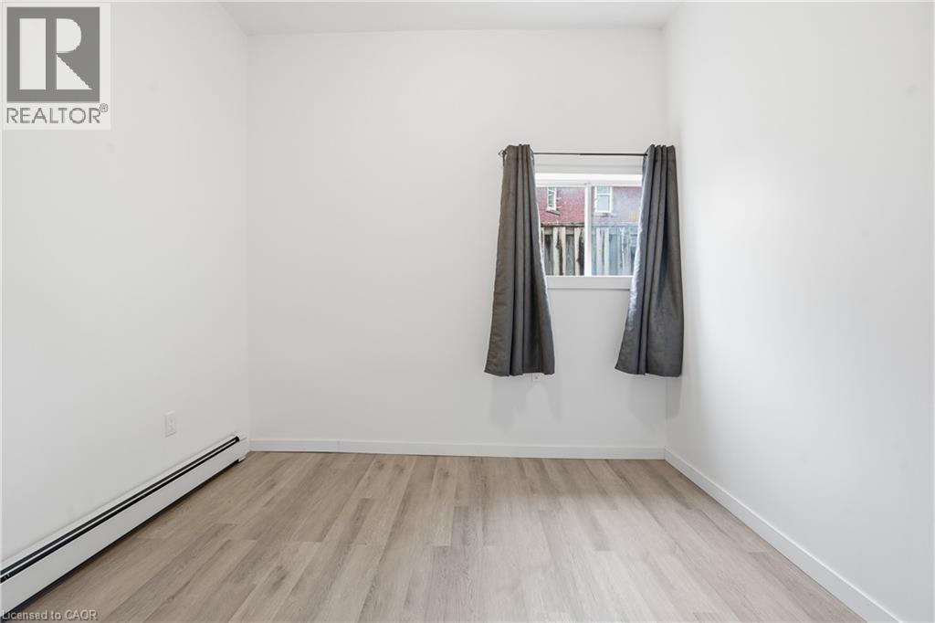 14 Avenue Place, Welland, Ontario  L3B 4B1 - Photo 13 - 40821966