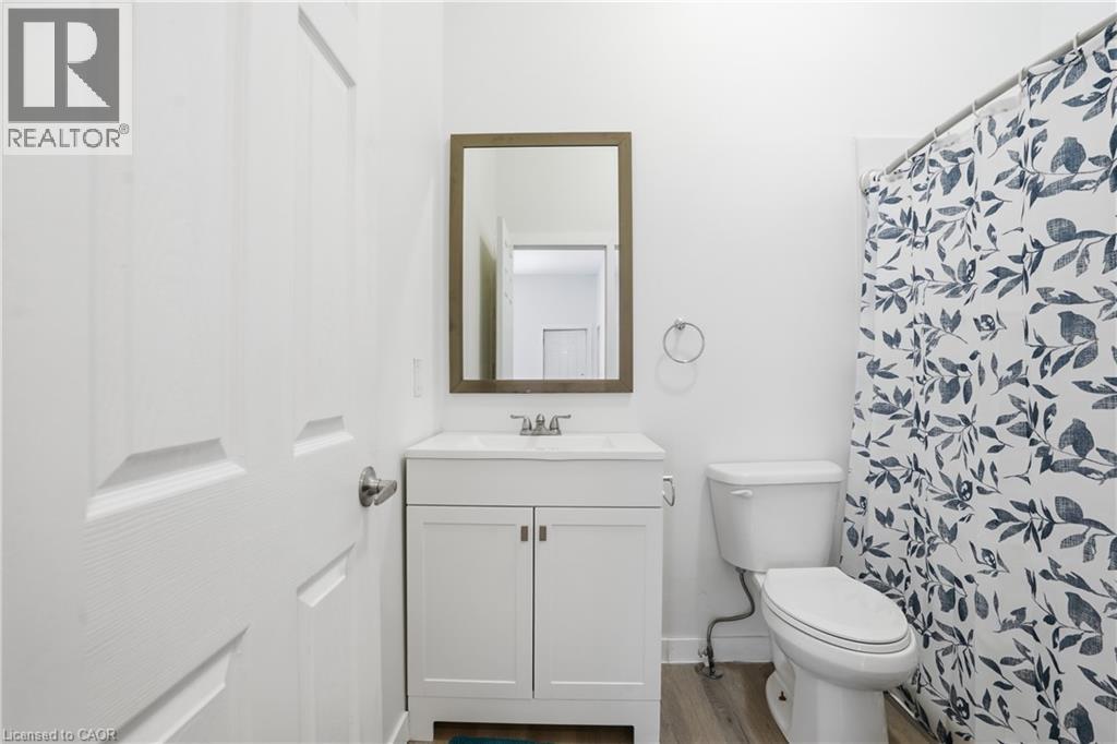 14 Avenue Place, Welland, Ontario  L3B 4B1 - Photo 7 - 40821966