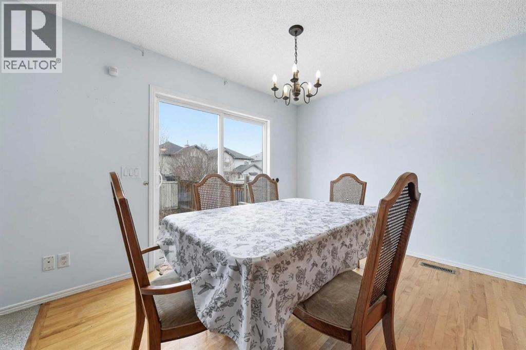 62 New Brighton Circle Se, Calgary, Alberta  T2Z 4B3 - Photo 11 - A2301403