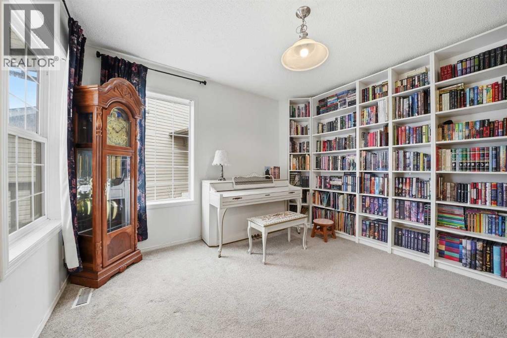 62 New Brighton Circle Se, Calgary, Alberta  T2Z 4B3 - Photo 12 - A2301403