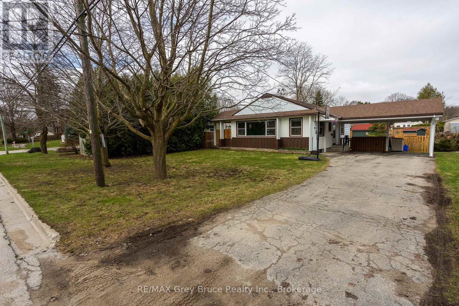 2120 4th Avenue W, Owen Sound, Ontario  N4K 4Y5 - Photo 2 - X13013962