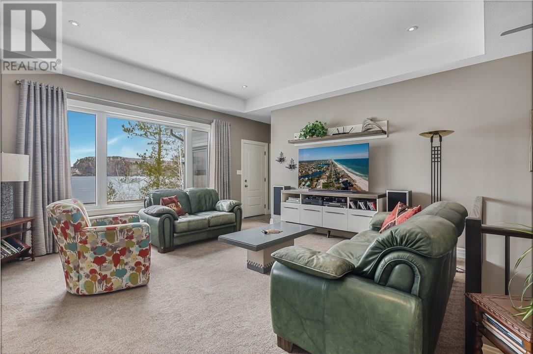 82 Bobcat Trail W, Elliot Lake, Ontario  P5A 2S9 - Photo 5 - 2127195