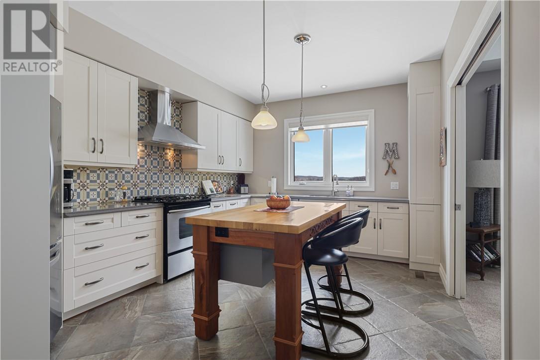 82 Bobcat Trail W, Elliot Lake, Ontario  P5A 2S9 - Photo 8 - 2127195