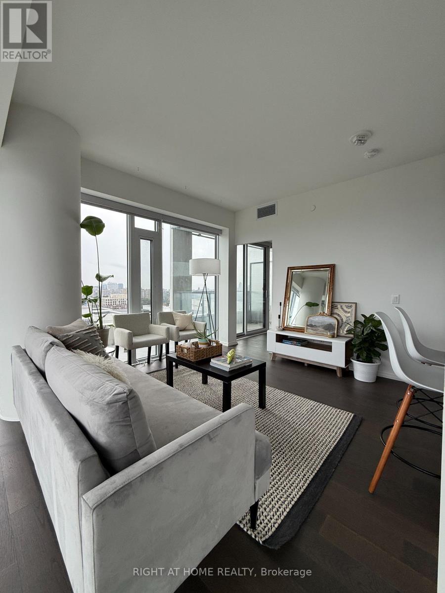 2004 - 5 Soudan Avenue, Toronto, Ontario  M4S 0B1 - Photo 2 - C13013916