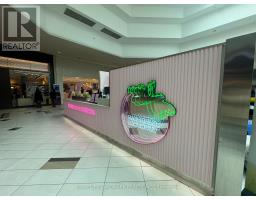 900 DUFFERIN STREET, Toronto, Ontario