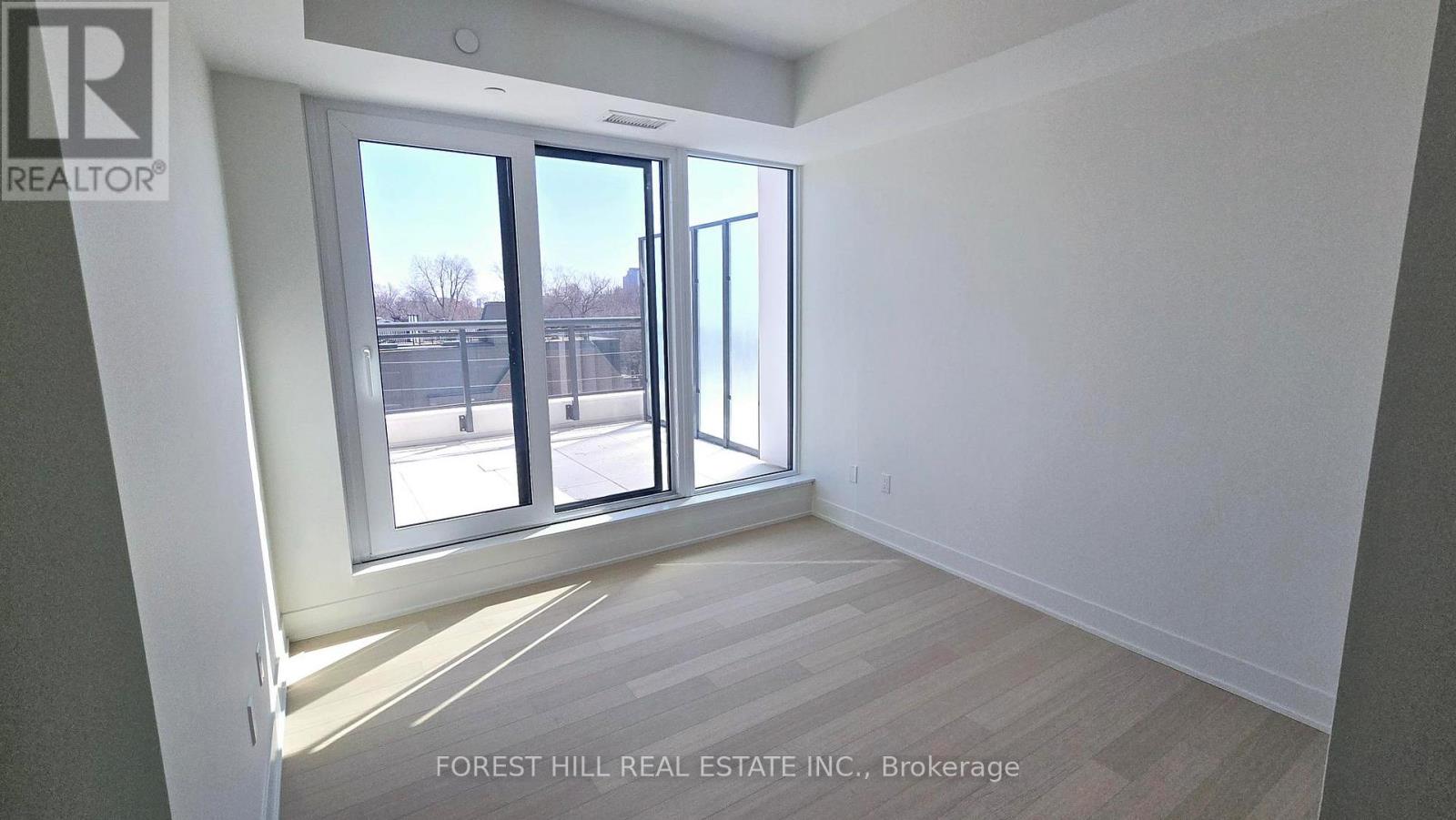 402 - 322 Dupont Street, Toronto, Ontario  M5R 0E3 - Photo 6 - C13013952