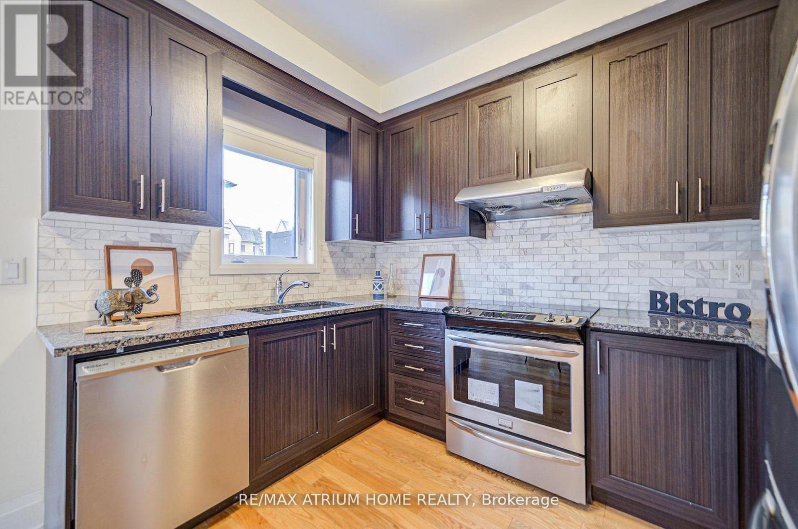 252b Finch Avenue E, Toronto (Newtonbrook East), Ontario  M2N 0K3 - Photo 14 - C13013956