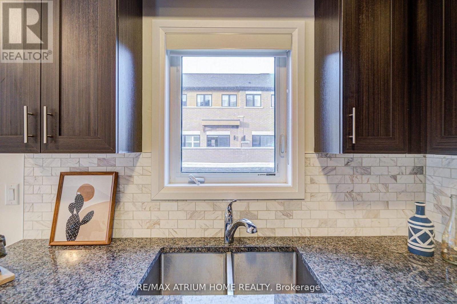 252b Finch Avenue E, Toronto (Newtonbrook East), Ontario  M2N 0K3 - Photo 16 - C13013956