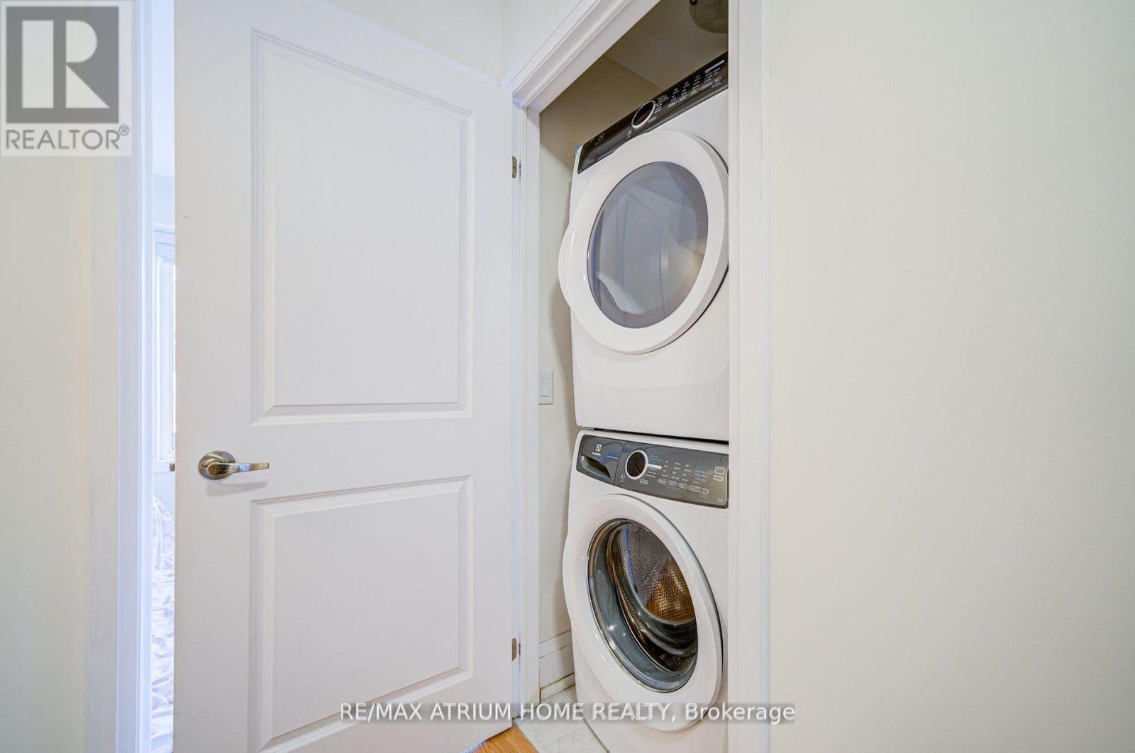 252b Finch Avenue E, Toronto (Newtonbrook East), Ontario  M2N 0K3 - Photo 23 - C13013956