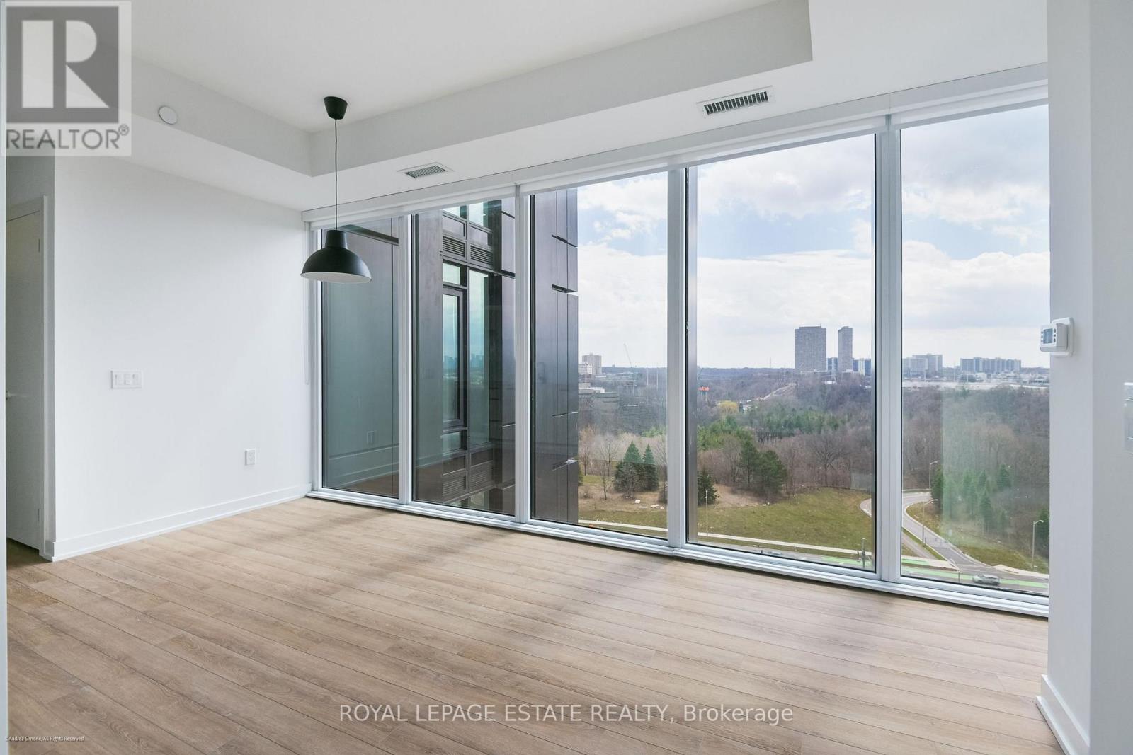 #1011 - 5 Quarrington Lane Lane, Toronto, Ontario  M3C 0S5 - Photo 6 - C13013996