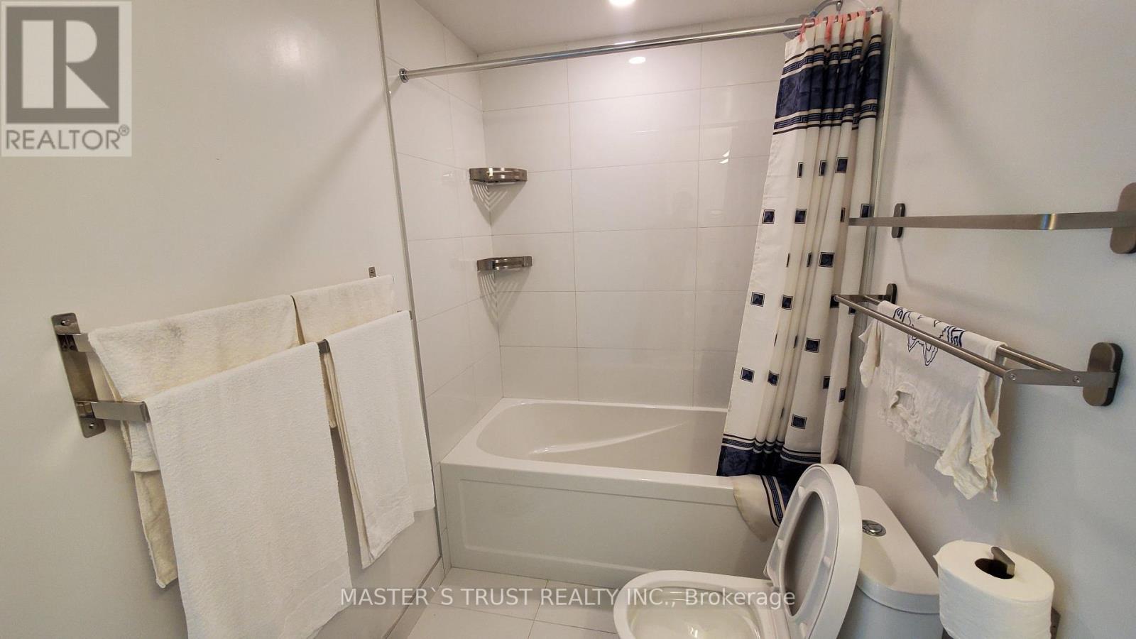 1020 - 238 Simcoe Street, Toronto, Ontario  M5T 1T4 - Photo 17 - C13014016