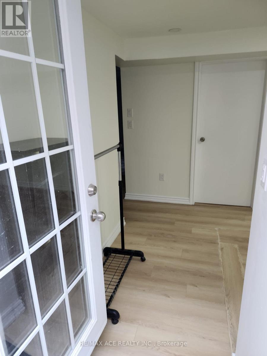 Bsmt - 101 Bathgate Drive, Toronto, Ontario  M1C 1T7 - Photo 4 - E13013930