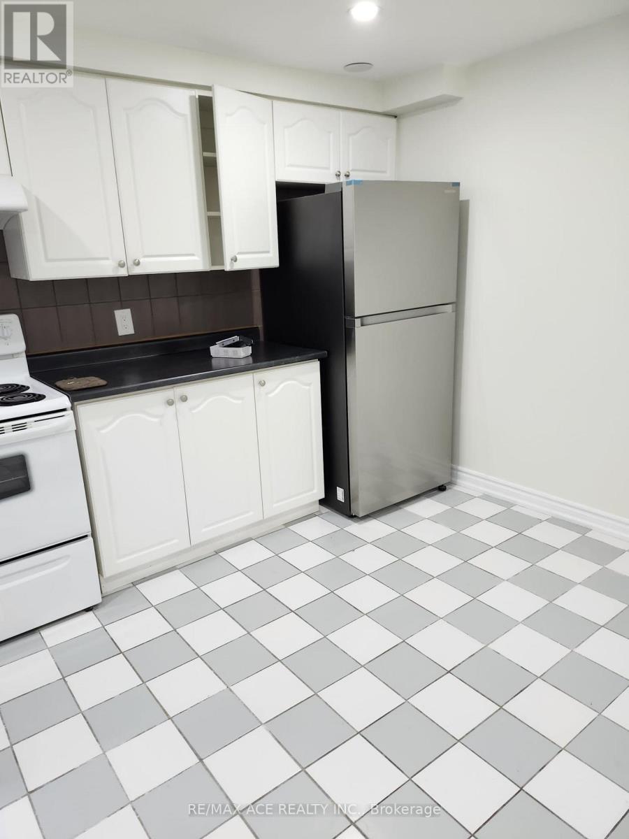 Bsmt - 101 Bathgate Drive, Toronto, Ontario  M1C 1T7 - Photo 6 - E13013930