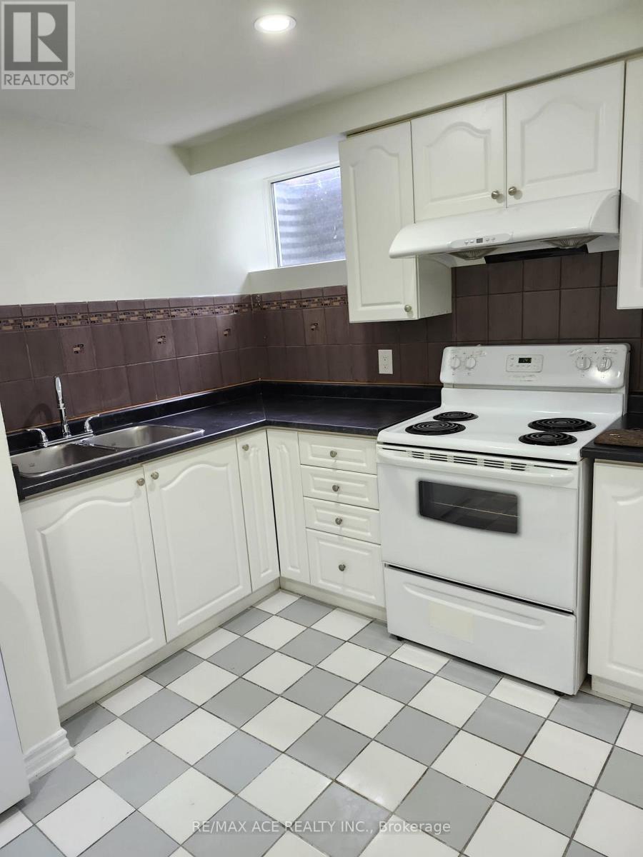 Bsmt - 101 Bathgate Drive, Toronto, Ontario  M1C 1T7 - Photo 7 - E13013930