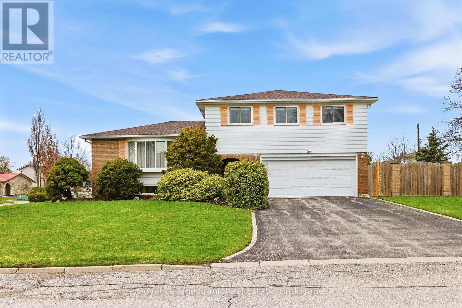 2 CALLEN COURT, ajax (south east), Ontario