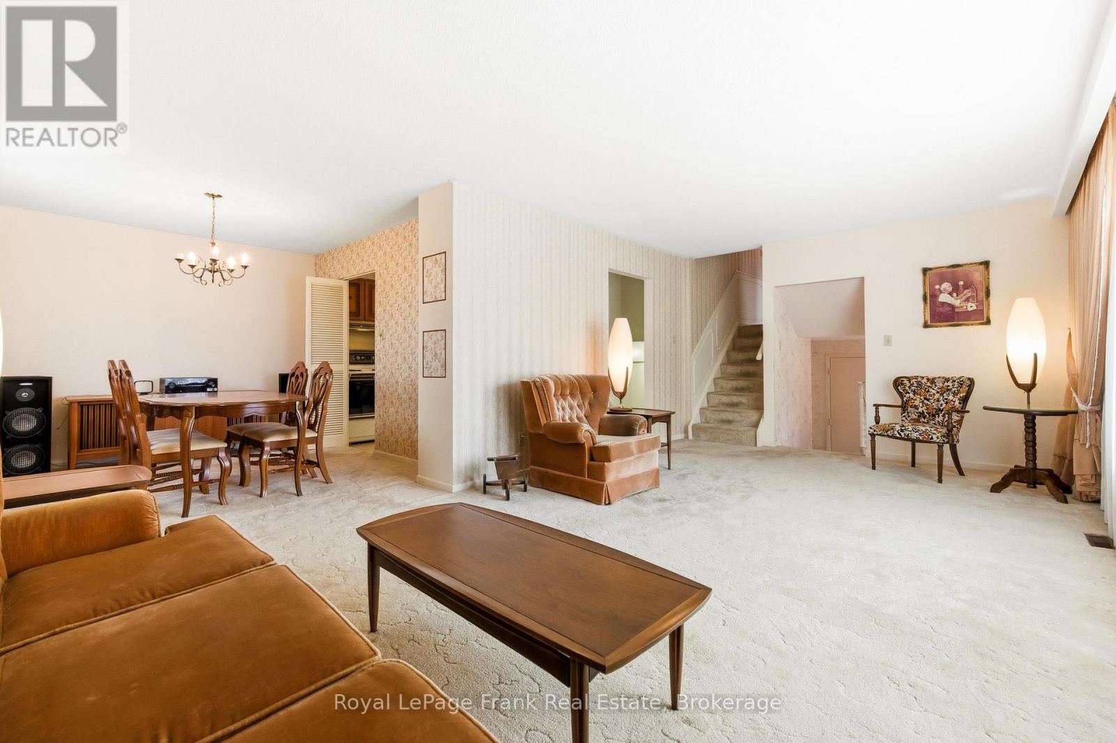 2 Callen Court, Ajax (South East), Ontario  L1S 3B1 - Photo 10 - E13013938