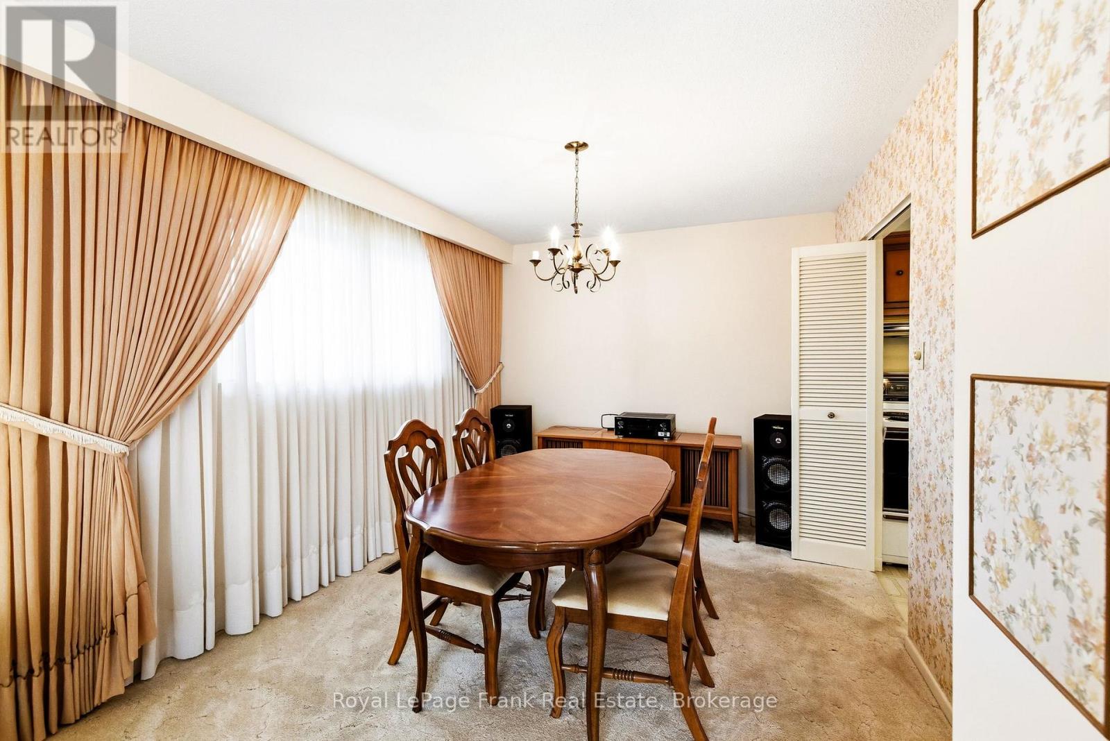 2 Callen Court, Ajax (South East), Ontario  L1S 3B1 - Photo 11 - E13013938