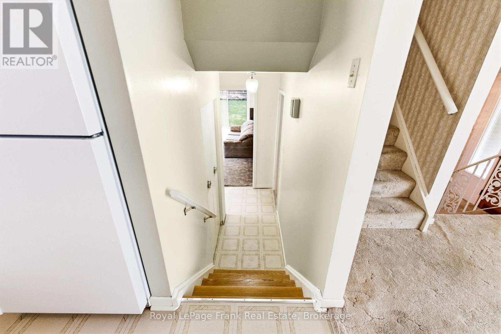 2 Callen Court, Ajax (South East), Ontario  L1S 3B1 - Photo 16 - E13013938