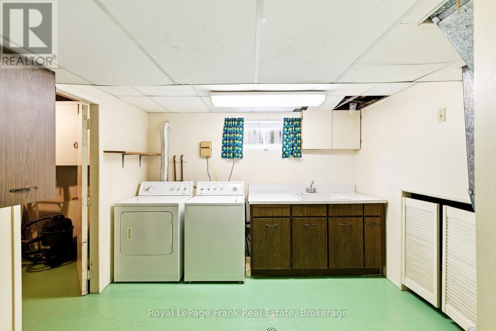 2 Callen Court, Ajax (South East), Ontario  L1S 3B1 - Photo 34 - E13013938