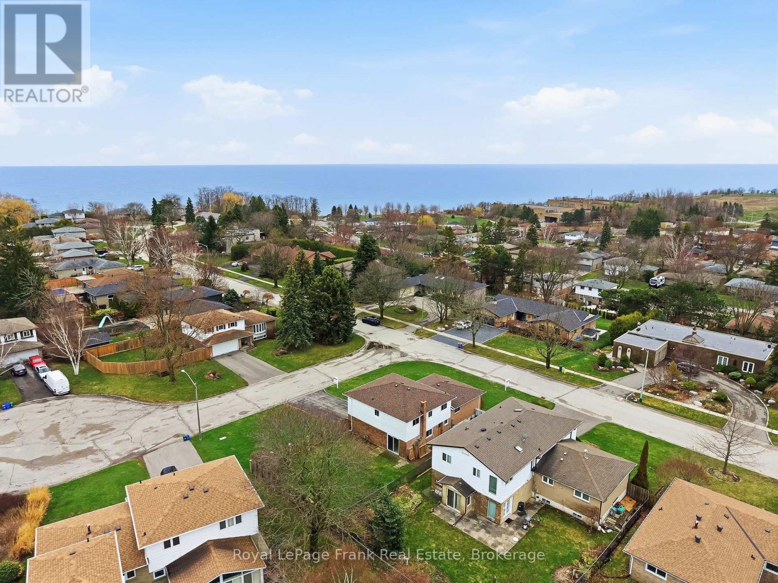 2 Callen Court, Ajax (South East), Ontario  L1S 3B1 - Photo 39 - E13013938