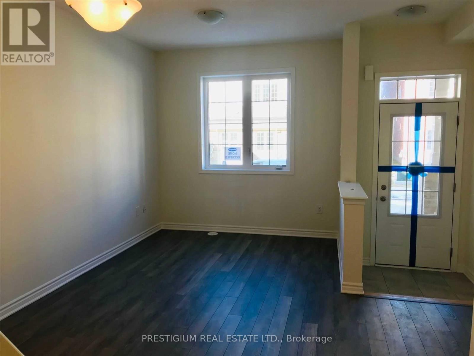 55 Jolly Way, Toronto, Ontario  M1P 0E2 - Photo 2 - E13014010