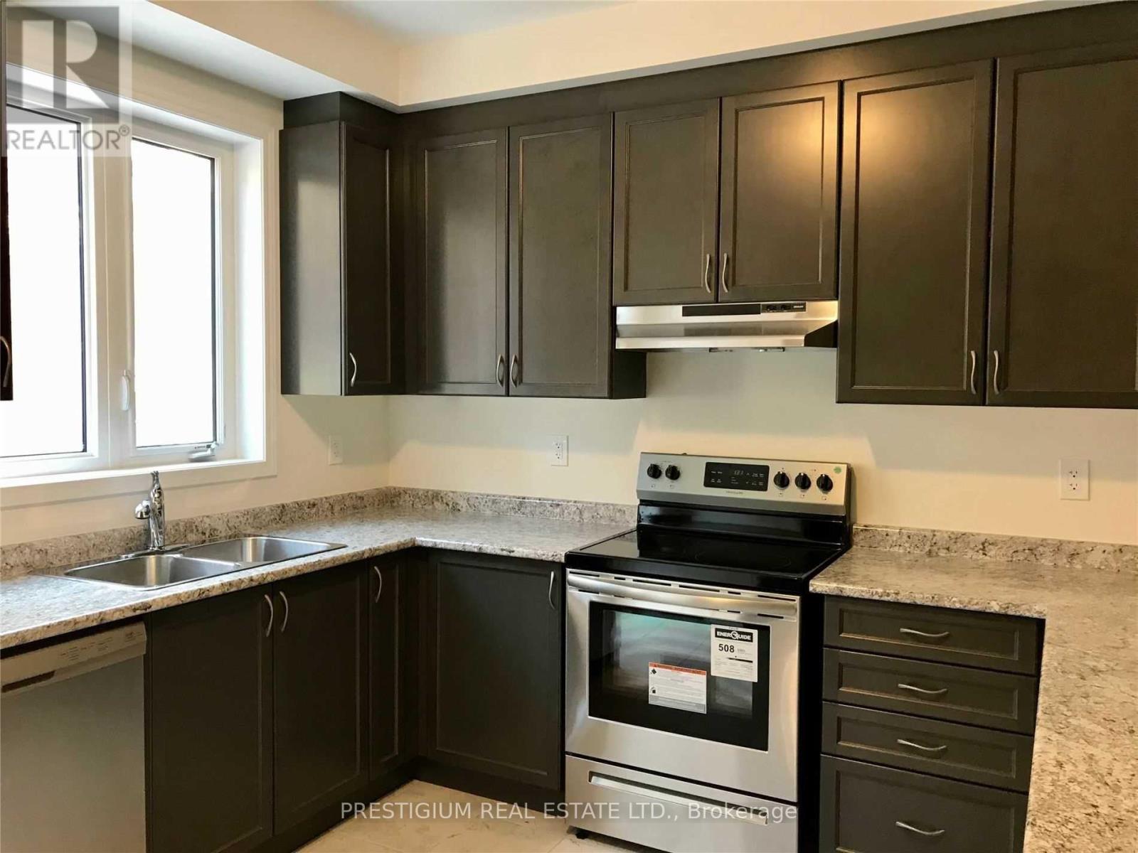 55 Jolly Way, Toronto, Ontario  M1P 0E2 - Photo 6 - E13014010