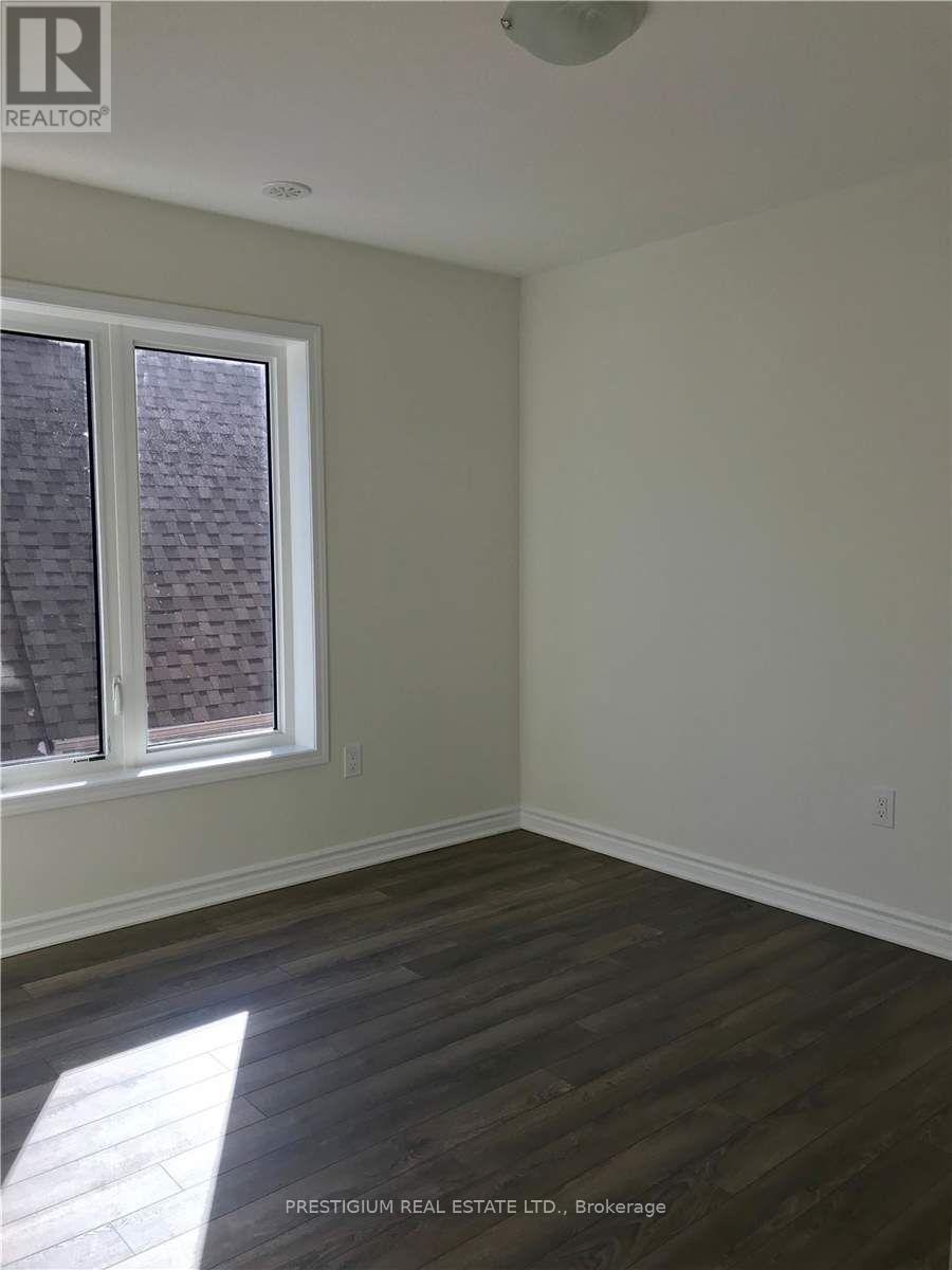 55 Jolly Way, Toronto, Ontario  M1P 0E2 - Photo 8 - E13014010